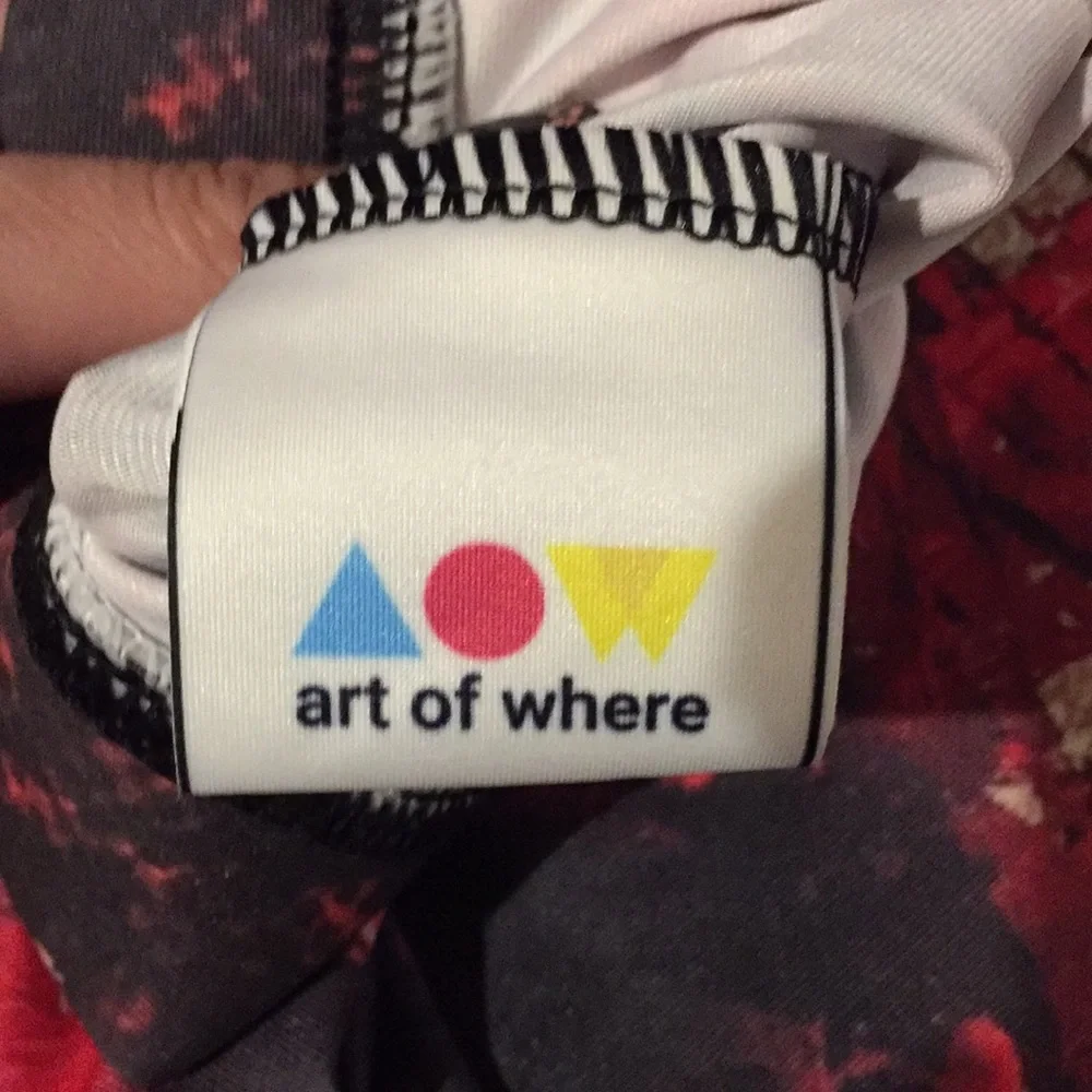 💓 unique paint skirt NWOT - Picture 2 of 3
